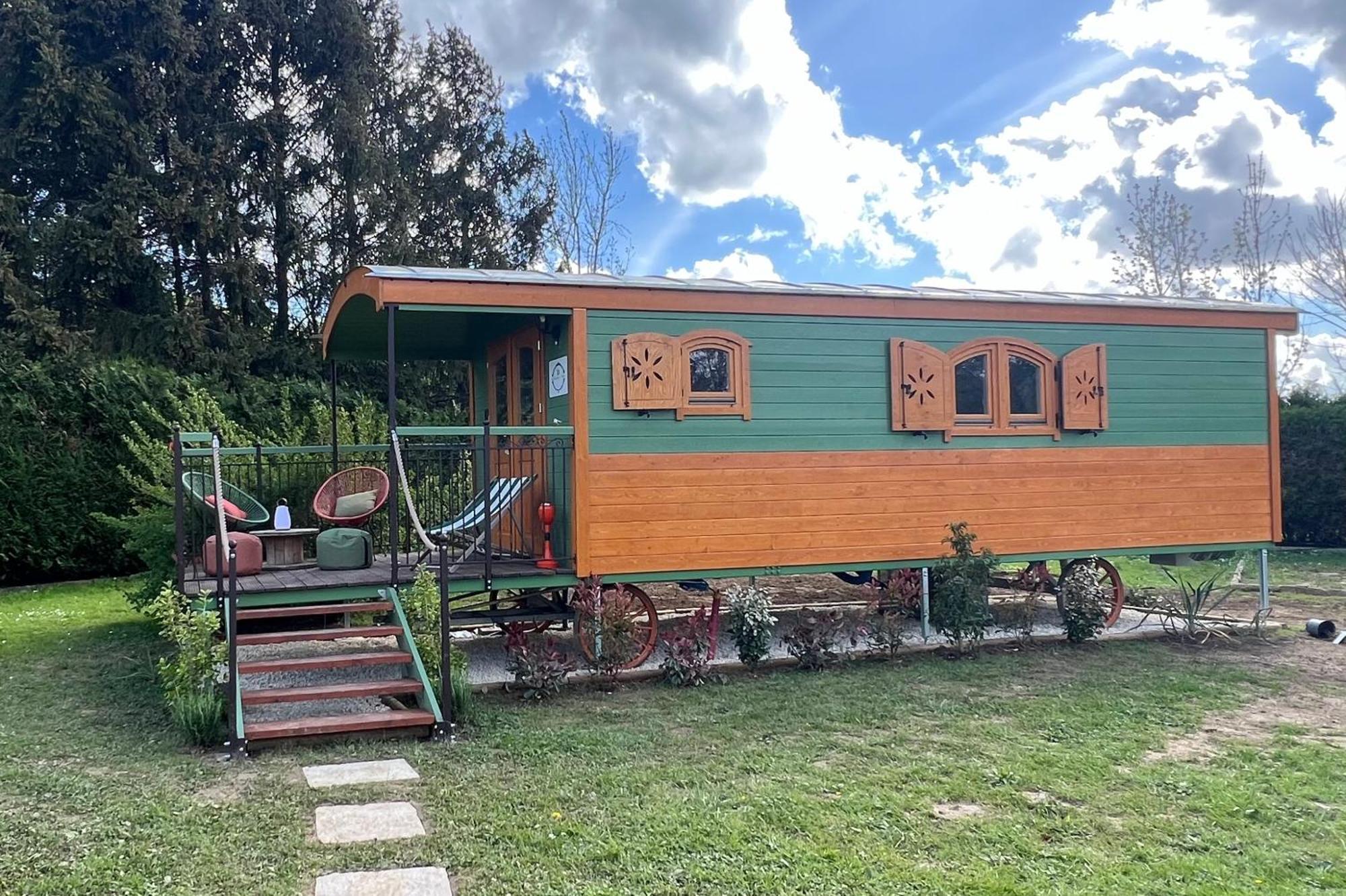 La Roulotte Deluxe De Malpas Acomodação com café da manhã Quingey Exterior foto